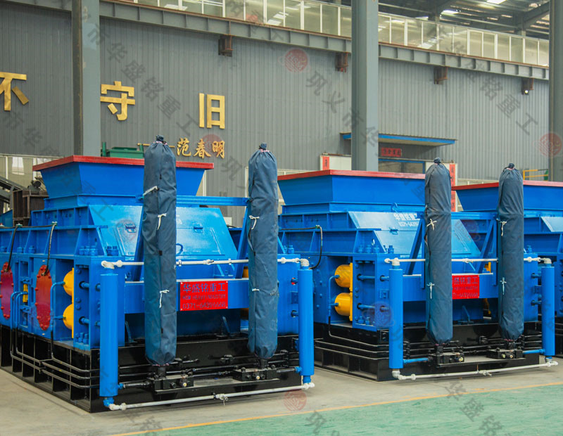 低成本制砂机怎么选?液压对辊制砂机新老砂厂都用,投产快维护少