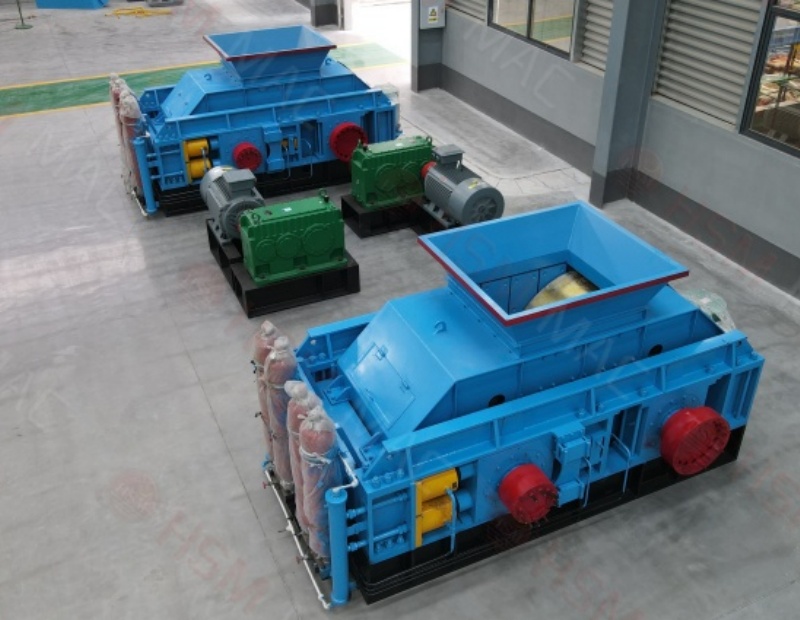 高硬度大型矿石破碎机