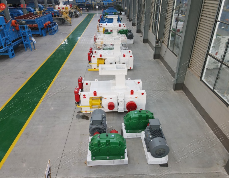 磷矿尾矿高压辊磨机